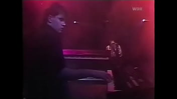 Malam Panas Yang Membuatmu Menangis Dan Merintih