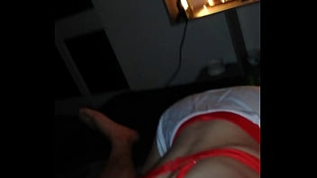 Gadis Berpayudara Besar Yang Rajin Mengulum Kontol Seperti Pelacur