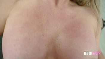 Ibu Tiri Kesepian Menggoda Dan Ingin Bercinta Saat Hanya Berdua