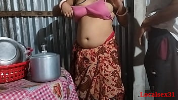 Istri Desa Digilir Di Dapur Dusun