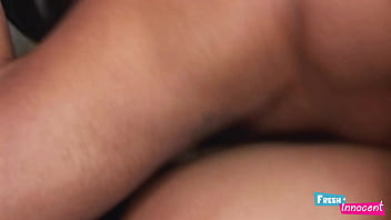 Gadis Muda Yang Segar Dan Polos Tak Kuasa Menolak Batang Panasku