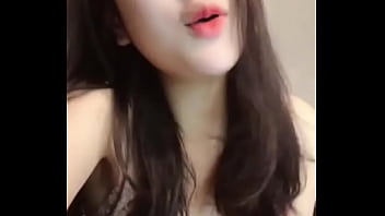 Gadis Seksi Live Stream Bikin Ngeces – Part 2