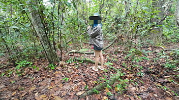 Gadis Thailand Jalan-jalan Di Hutan Sambil Kumpul Jamu, Berani Buka-bukaan Di Tengah Belantara, Suara Mesra Bergema