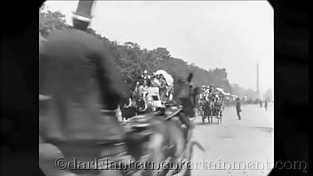 Kartu Indah Dari Ibu Tiriku Yang Menggoda