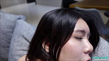 Tuktuk Patrol, Cewek Thailand Montok Ngesot Kontol Bule Sampai Tembus Tenggorokan