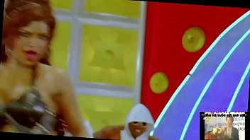 Meri Taqat Meri Jung 2014 – Adegan Panas Shivanna Dan Priyamani Yang Menggoda