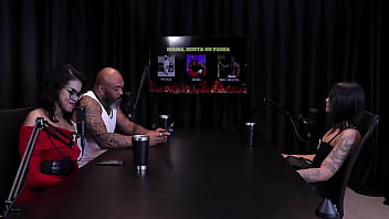 Morena Gostosa Fica De Quatro Em Cima Da Mesa Mostrando A Raba Depois De Contar Que Deu Perto Da Mãe E Revela Em Quem Ela Senta… – Jordanna Gomes (japa Joh) (assista Em: Sheer/red)