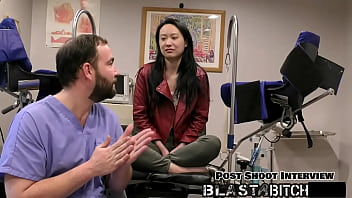 Pov: Zoe Lark Basah Terciprat Sperma Usai Dihisapnya