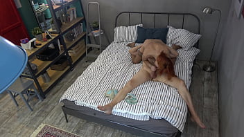 Gadis Perokok Merah Panas Mengulum Ayah Tirinya Sampai Puas