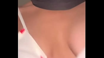 Payudara Montok Hijaber Goyang Liar Saat Aksi Nakal | Gadis Muslim Arab Pamer Tetek Sempurna