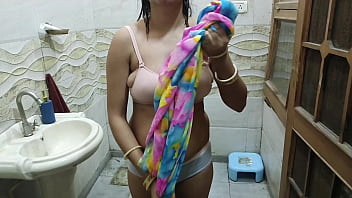 Sasura Harami Nikla, Chod Daala Mujhe Zor Se, Noch Liye Mere Mote Chuche, Cheekhti Rahi Main