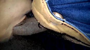 Istri India Yang Menggoda Ini Kembali Melayani Dengan Mulutnya Yang Memikat