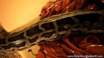 Gairah Terlarang Yang Membara Dari India