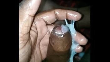 Malai Kental Yang Mengucur Deras Dari Batang Penaku