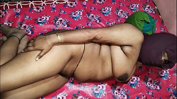 Mama Panas Mengajari Anak Cara Mainin Kontol Dengan Mulutnya Yang Menggairahkan