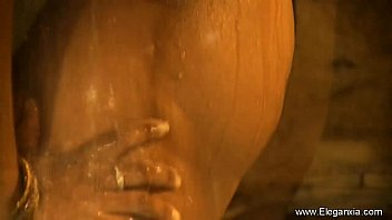 Goyang Goyang Mesra Milf India Yang Menggoda