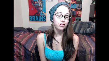 Alexxxcoal Menggila Di Webcam Live, Aksi Panasnya Bikin Ngecrot