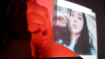 Semburkan Untuk Payudara Mungil Ouyang Dari China