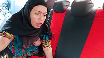 Ibu Tiri Berhijab Dari India Digoyang Di Dalam Mobil