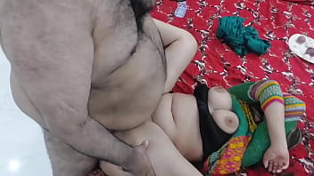 Bantu Ibu Tiriku Potong Sayur Lalu Kutiduri Pantat Besarnya, Istri Nakal Ini Selingkuhi Suaminya Dengan Birahi Menggelegar