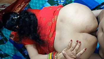 Mertua Menggagahi Menantunya Saat Suaminya Bertugas, Dengan Audio Hindi Jernih