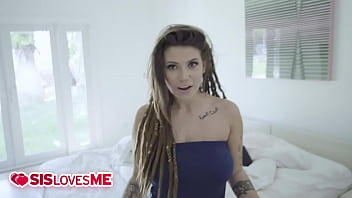 Terjebak Dengan Kakak Tiri Seksi Dan Dihardcore Oleh Indica Flower