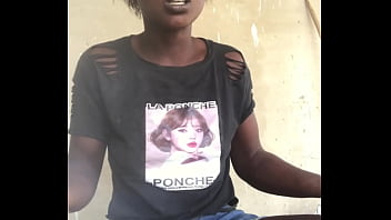 Gadis Liar Menikmati Kesendiriannya Saat Berkunjung Ke Keluarga Di Akhir Pekan