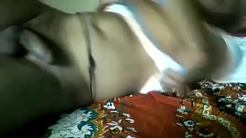 Live Streaming Kamar Mandi: Aksi Buang Air Panas Di Sesi Kedua