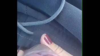 Saat Jalan-jalan Dengan Ibu Mertua, Kami Malah Berakhir Bercinta Panas Di Dalam Mobil.