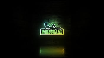 Melissa Devassa, A Gigante Sensual E Sua Parceira árabe Minúscula Em Cenas De Fogo