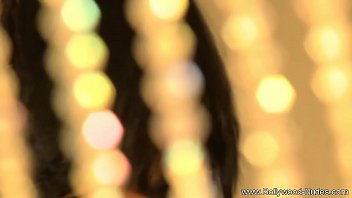 Gadis India Berani Bugil Demi Cinta