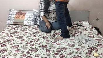 Goyangan Ganas Bhabhi India Di Ranjang, Erangannya Menggoda Telinga!