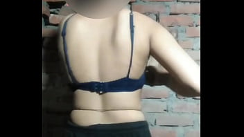 Gadis Seksi Dengan Payudara Dan Pantat Sempurna, Aksi Solo Panas Di Rumah