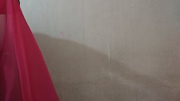 Wanita India Berdarah Panas, Vanitha, Mengenakan Sari Biru Menggoda, Memperlihatkan Payudara Besar Dan Memamerkan Kemaluan Mulusnya, Meremas Puting Dan Menggesekkan Vaginanya Dengan Nafsu Liar