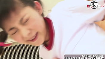 Gadis Jepang 18 Tahun Digunakan Dengan Liar