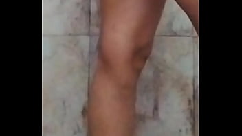 Gadis Desi Panas Mengocok Memek Di Kamar Mandi