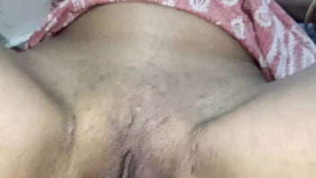 Desi Gaon Ki Bhabhi Ne Parlour Officer Ko Rishwat Na Dekar Apni Chikni Gaand Marwai, Garam Hindi Audio Mein