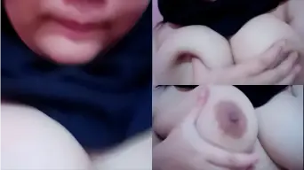 Gadis Berjilbab Hebohkan Media Sosial Dengan Aksi Menggoda Payudaranya
