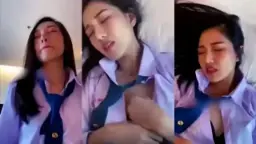 Gadis Smp Genjot Sugar Daddy Pakai Seragam Sekolah Yang Ketat