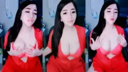 Jenniiier Payudara Bergoyang Host Milf Live Streaming Menggairahkan
