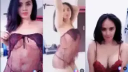 Kimaya Agata Menggoda Dengan Lingerie Transparan Yang Menggairahkan