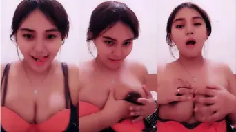 Mbak Pearly Telanjang Bulat Mainin Teteknya Yang Montok