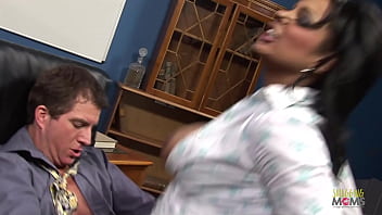 Pelacur Haus Diganjal Batang Tebal Memenuhi Vaginanya