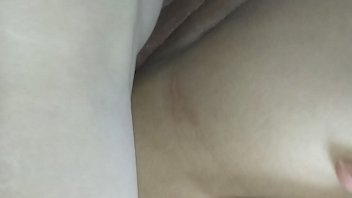 دخلتها من مؤخرتها وهي مشتعلة نار