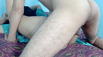 Bercinta Dengan Gaya Misionaris, Merayu Dalam Bahasa Hindi Saat Menembus Memek India Dalam Video Porno Hd