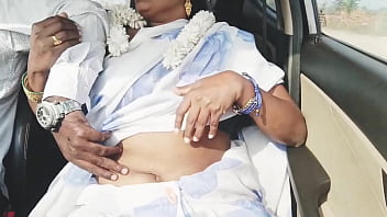 Desi Bhabi Panas Di Mobil Dengan Ipar, Bercinta Liar Sambil Berbisik Mesra Dalam Bahasa Telugu.