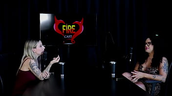 Brunna Sweet: Diperbolehkan Keluarga Untuk Foto Sensual Di Hotel, Tapi Sang Kakak Cemburu Dan Menolak Stereotip, Hingga Akhirnya Ia Beradegan Dengan Perempuan Lain