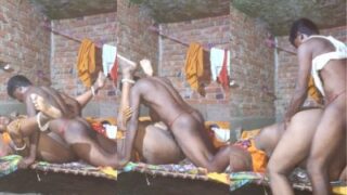 Adegan Panas Suami Menggila-gilai Memek Basah Istri Yang Menggairahkan