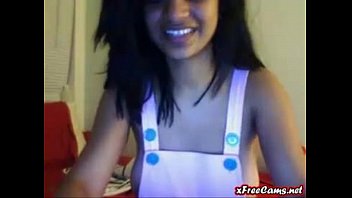 Tonton Langsung Cewek-cewek Seksi Di Kamera, Siap Memuaskan Hasratmu