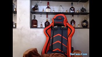 Tetesan Nafsu Mengalir Deras Di Live Camshow